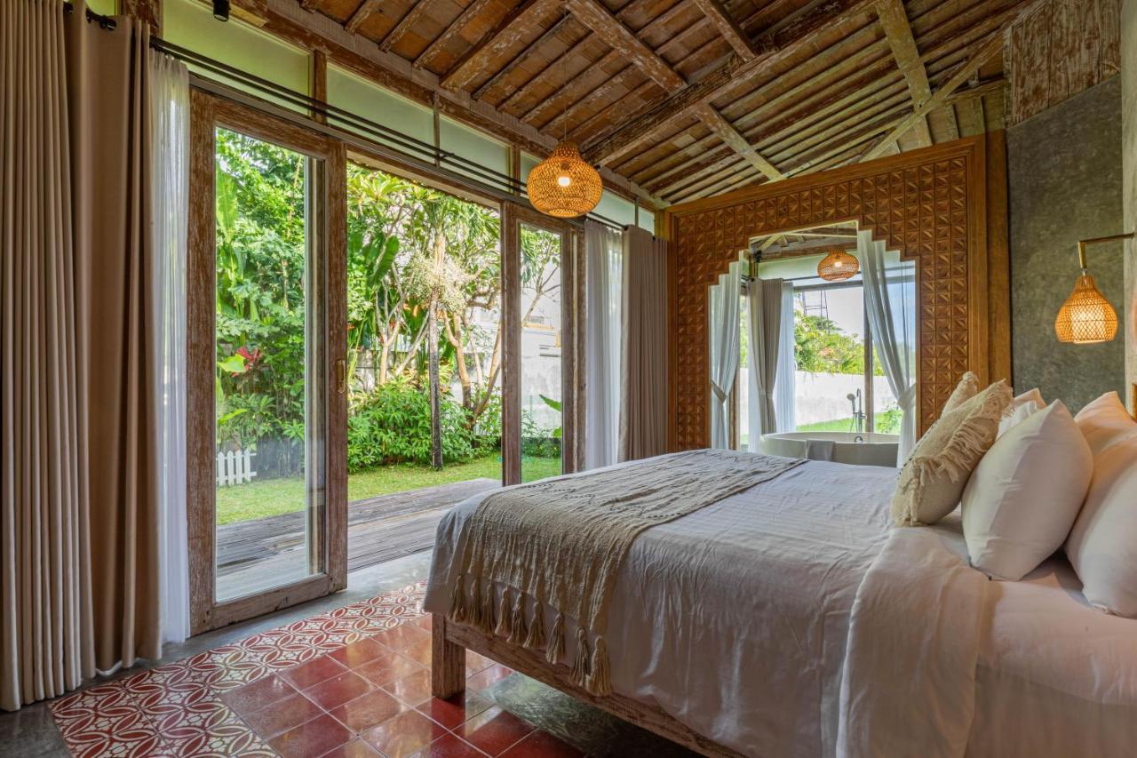 Casa Batu Belig Villa Seminyak  Exterior photo
