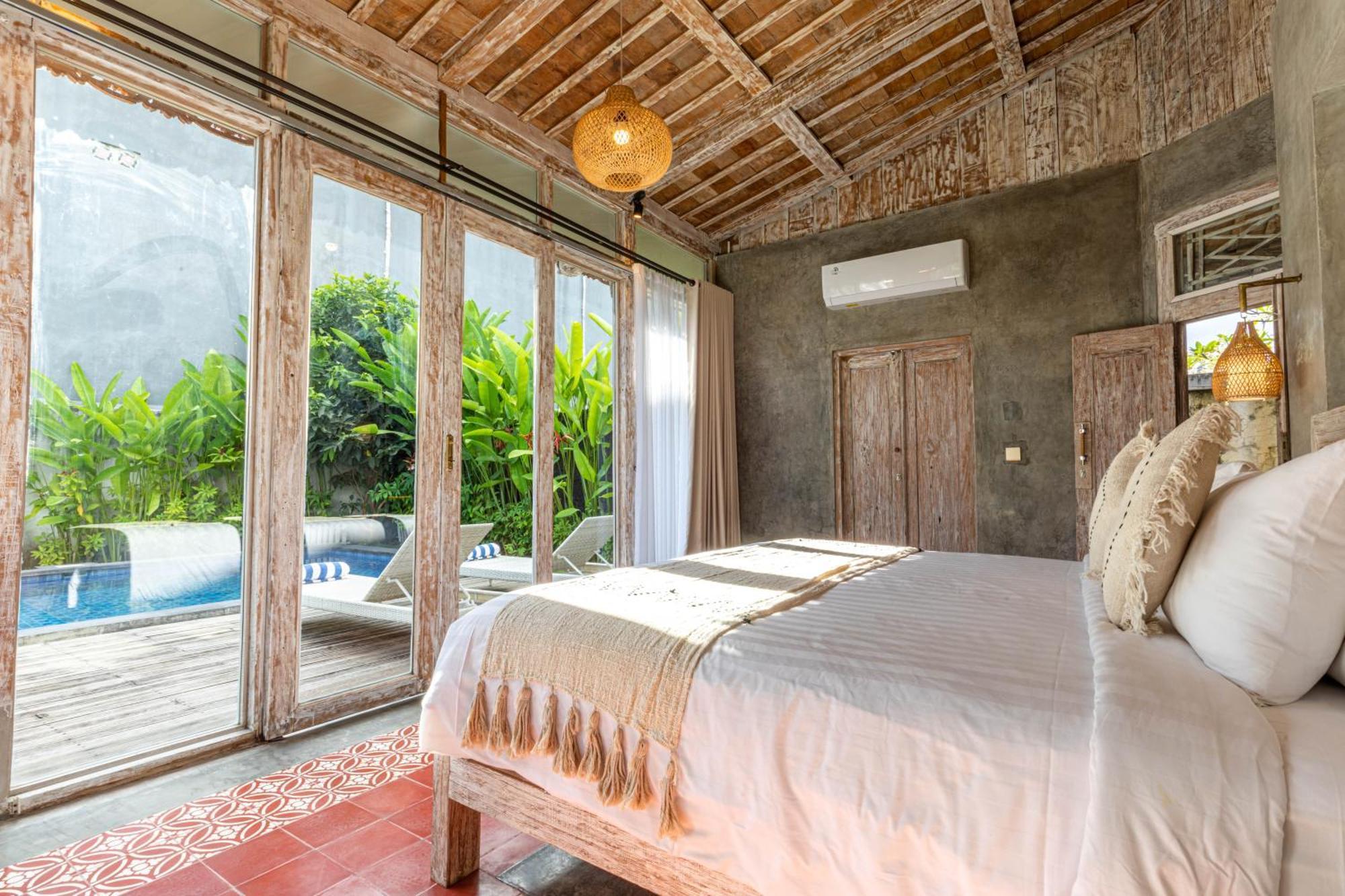 Casa Batu Belig Villa Seminyak  Room photo